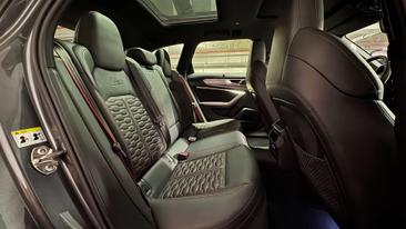 Audi RS6 Avant Performance — photo 25