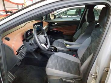 Volkswagen ID.5 Coupé SUV Pro Performance — photo 13