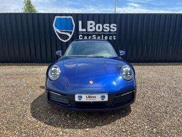 Porsche 911 Carrera 4S — photo 5