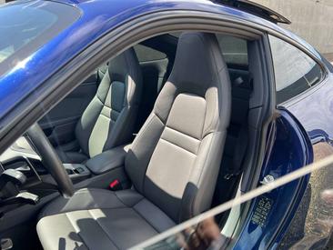 Porsche 911 Carrera 4S — photo 14