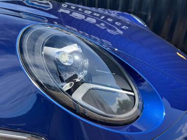 Porsche 911 Carrera 4S — photo 31