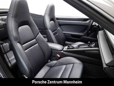 Porsche 992 I Carrera 4S — photo 22