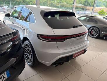 Porsche Macan S — photo 3