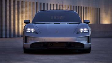 Porsche Taycan — photo 26