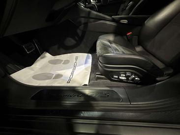 Porsche Panamera II GTS — photo 8