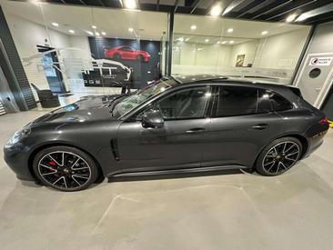 Porsche Panamera II GTS — photo 9