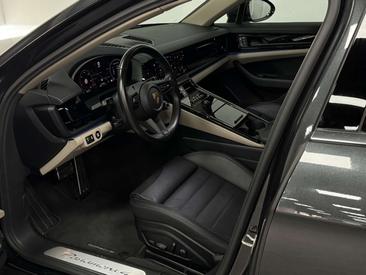 Porsche Panamera I — photo 21