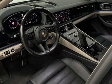 Porsche Panamera I — photo 22