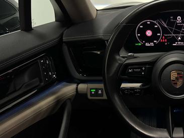 Porsche Panamera I — photo 33