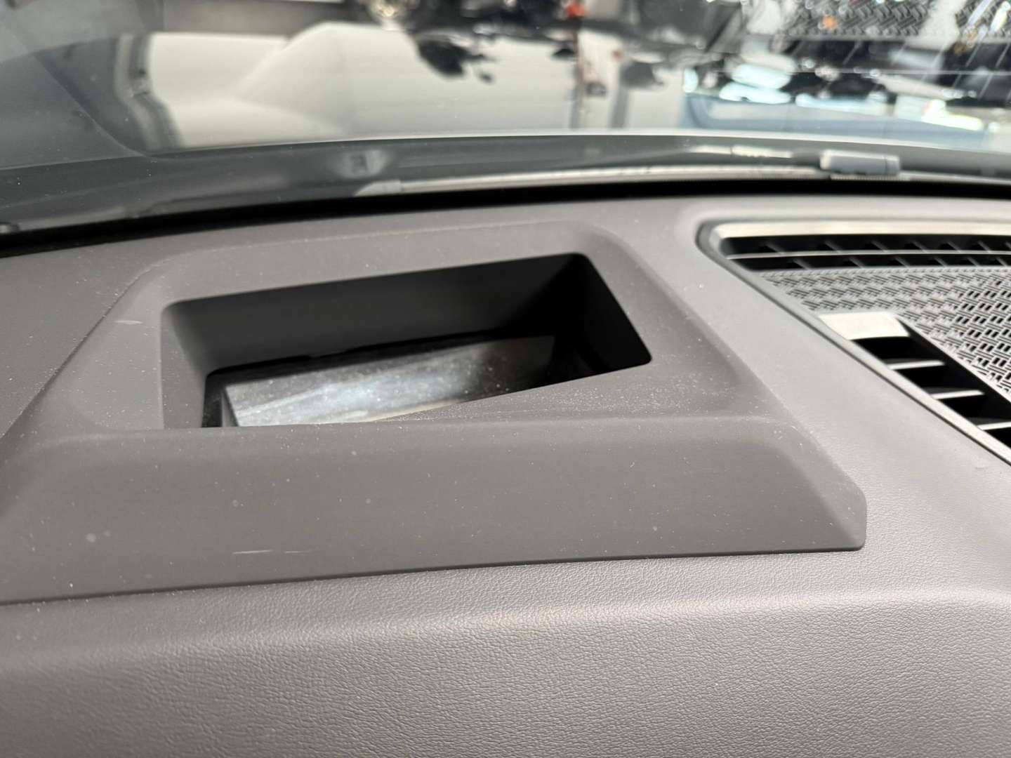 BMW IX1 M-Pakket XDrive30 - 2023 - Joinsteer - #12