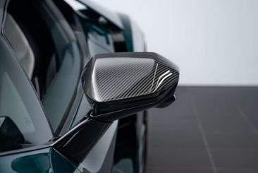 Lamborghini Revuelto — photo 7