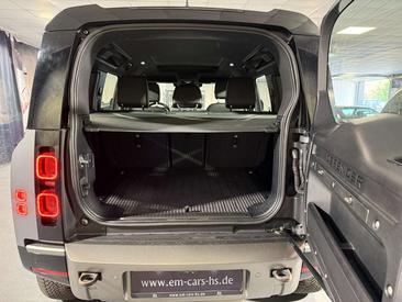 Land Rover Defender 110 D200 X-Dynamic SE Mi-Hy AWD CarPlay — photo 9