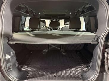 Land Rover Defender 110 D200 X-Dynamic SE Mi-Hy AWD CarPlay — photo 10