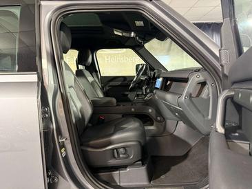 Land Rover Defender 110 D200 X-Dynamic SE Mi-Hy AWD CarPlay — photo 13