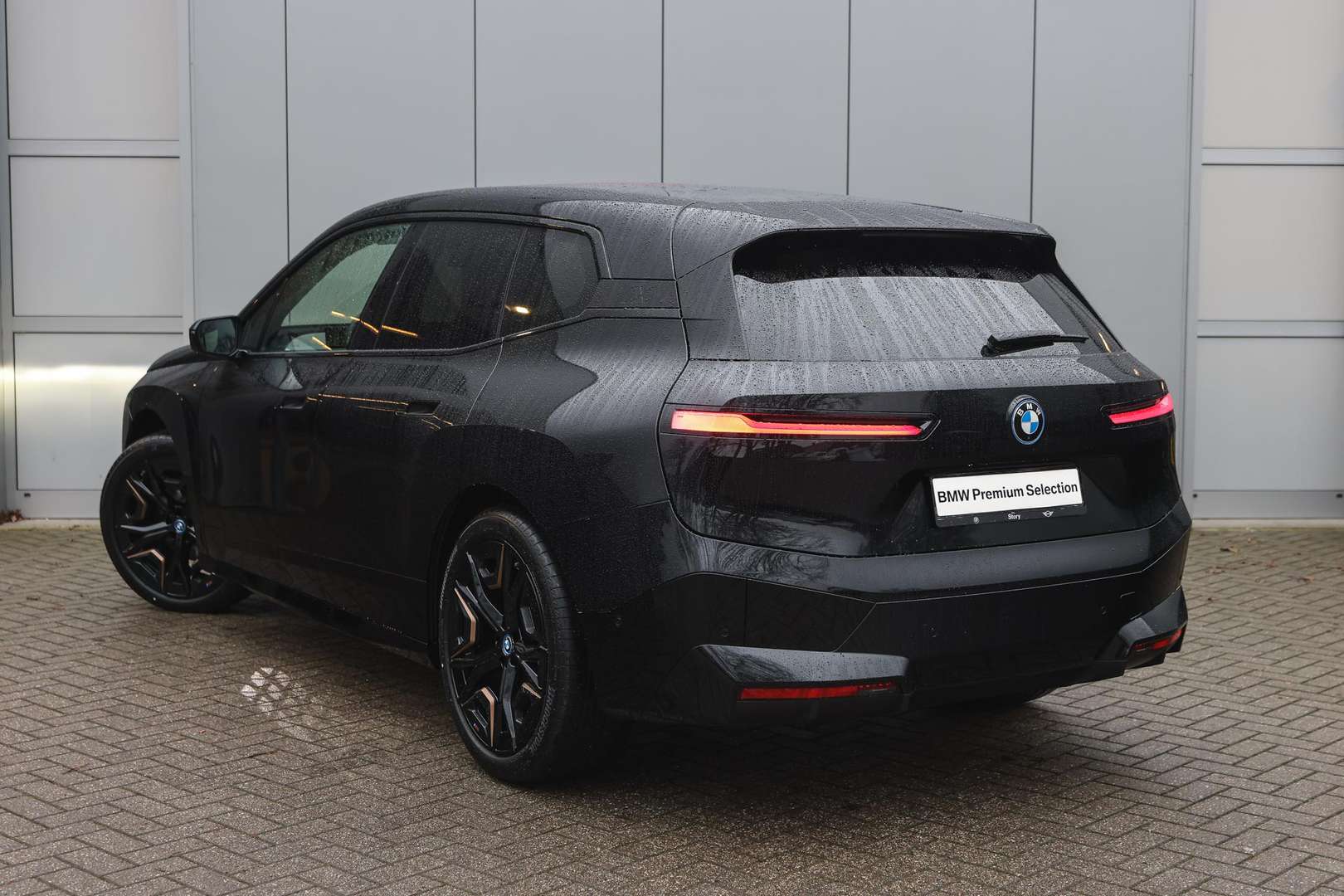 BMW IX High Executive XDrive40 - 2025 - Joinsteer - #1