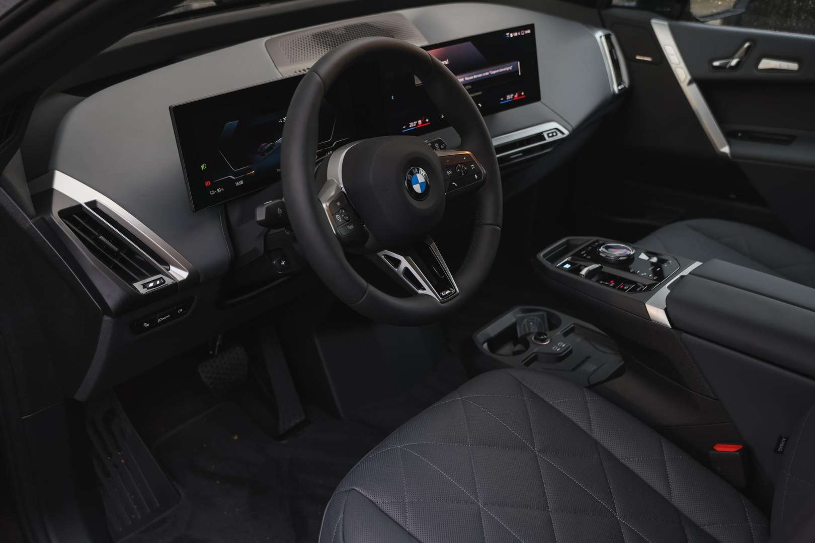 BMW IX High Executive XDrive40 - 2025 - Joinsteer - #6