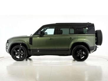 Land Rover Defender 110 D250 AWD Auto X-Dynamic SE — photo 2