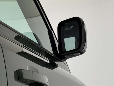 Land Rover Defender 110 D250 AWD Auto X-Dynamic SE — photo 12