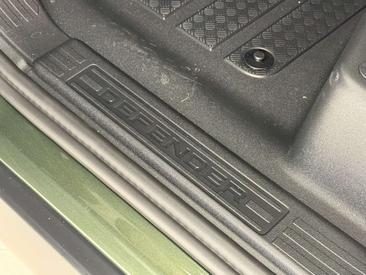 Land Rover Defender 110 D250 AWD Auto X-Dynamic SE — photo 24