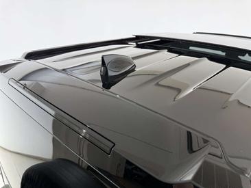 Land Rover Defender 110 D250 AWD Auto X-Dynamic SE — photo 50