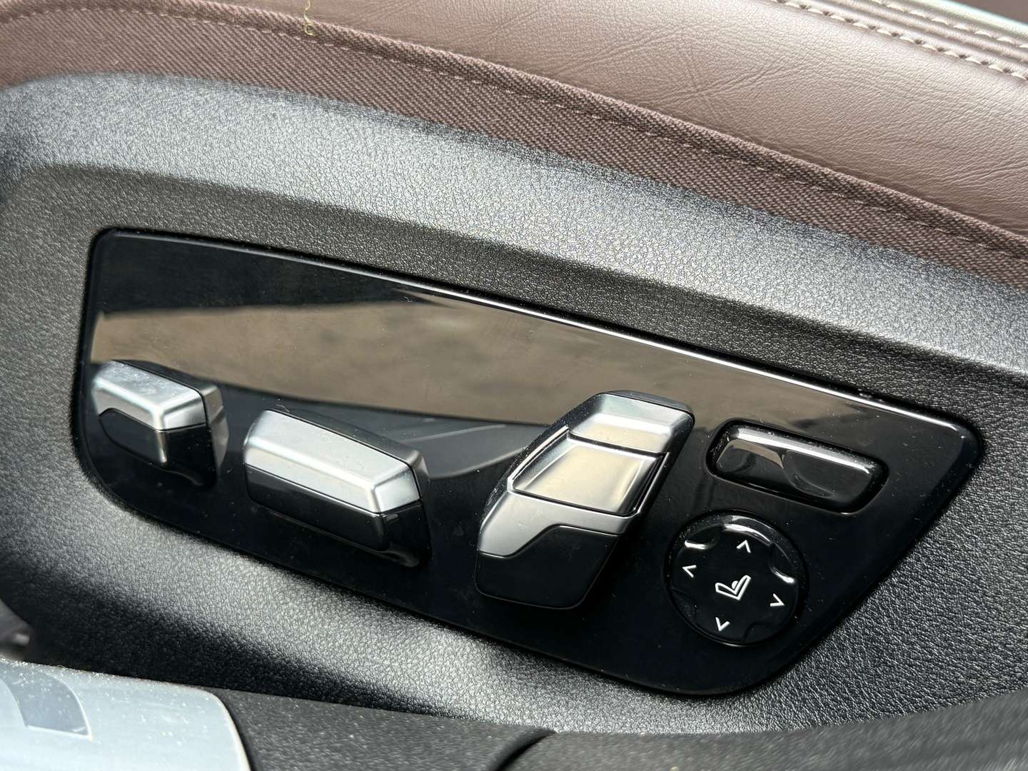 BMW Série 7 M Sport 740e - 2019 - Joinsteer - #12