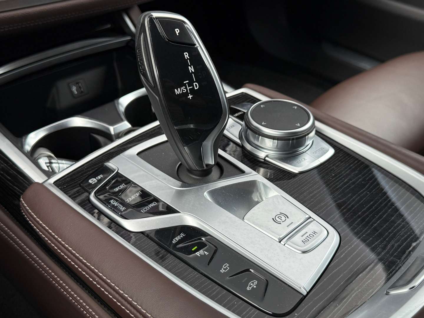 BMW Série 7 M Sport 740e - 2019 - Joinsteer - #15