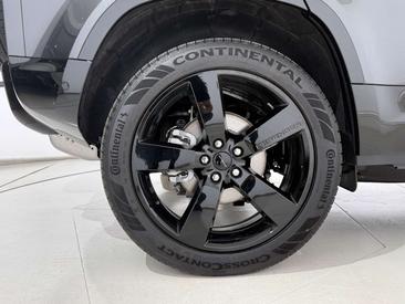 Land Rover Defender 110 D250 AWD Auto X-Dynamic SE — photo 12