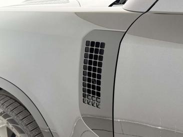 Land Rover Defender 110 D250 AWD Auto X-Dynamic SE — photo 15