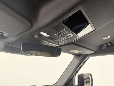 Land Rover Defender 110 D250 AWD Auto X-Dynamic SE — photo 40