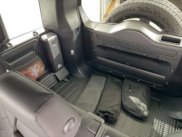Land Rover Defender 110 D250 AWD Auto X-Dynamic SE — photo 49