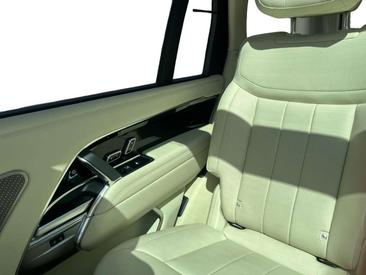 Land Rover Range Rover D350 Style+Fahrassist+AHK+HUD+Pano Noir — photo 16