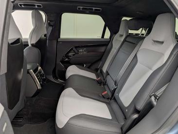 Land Rover Range Rover Sport SV — photo 12