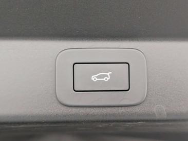 Land Rover Range Rover Sport SV — photo 16