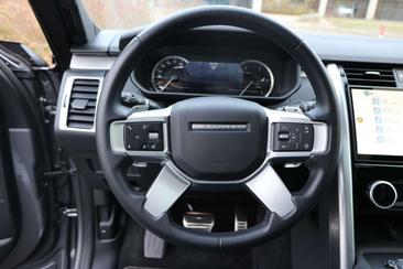 Land Rover Discovery D300 R-Dynamic SE AWD AHK Matrix LED — photo 11