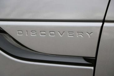 Land Rover Discovery D300 R-Dynamic SE AWD AHK Matrix LED — photo 22
