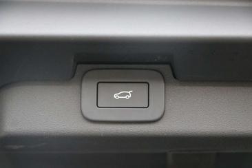 Land Rover Discovery D300 R-Dynamic SE AWD AHK Matrix LED — photo 29