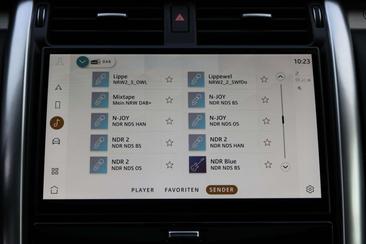 Land Rover Discovery D300 R-Dynamic SE AWD AHK Matrix LED — photo 35