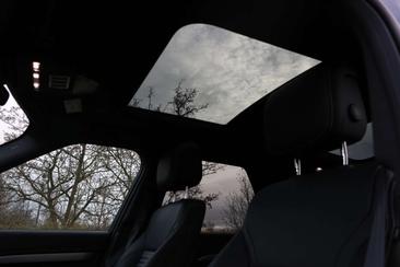 Land Rover Discovery D300 R-Dynamic SE AWD AHK Matrix LED — photo 39