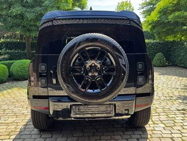 Land Rover Defender 90 D200 MHEV — photo 6
