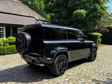 Land Rover Defender 90 D200 MHEV — photo 7