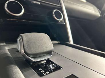 Land Rover Discovery Dynamic HSE D350 — photo 23