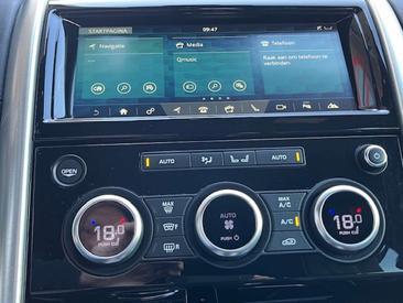 Land Rover Discovery HSE Luxury 3.0 Td6 — photo 23