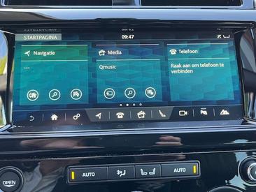 Land Rover Discovery HSE Luxury 3.0 Td6 — photo 24