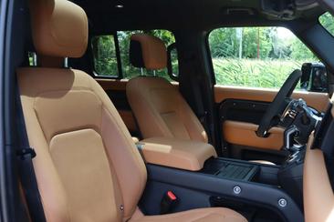 Land Rover Defender 110 Carpathian Edition Luchtvering Gris 5.0 P525 V8 — photo 10