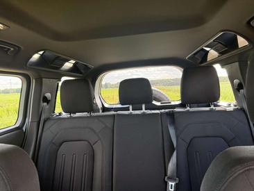 Land Rover Defender 110 SE 3.0 D200 — photo 27
