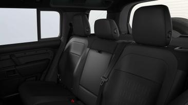 Land Rover Defender Octa Black Edition 635pk — photo 7