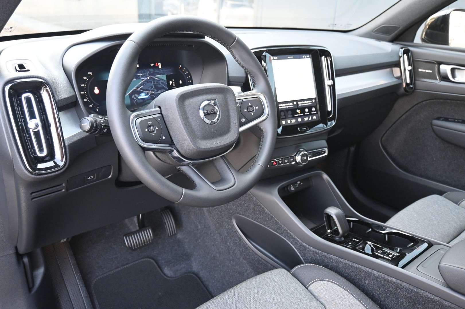 Volvo XC40 B3 Plus - 2025 - Joinsteer - #11