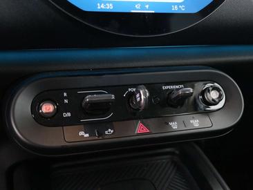 Mini Countryman Essential Cooper E — photo 12