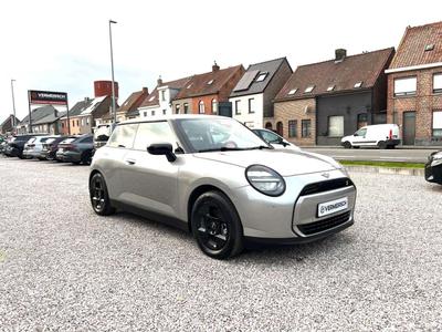 Mini Cooper SE Classic