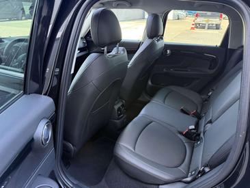 Mini Countryman COOPER SE — photo 30